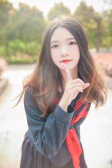 女主叫白月公交车